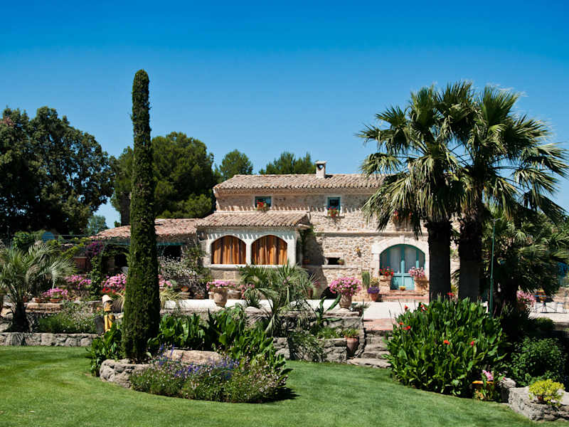 Cover image for Baerz & Co - Luxury Homes
