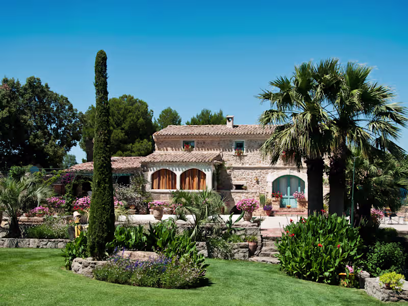 Cover image for Baerz & Co - Luxury Homes