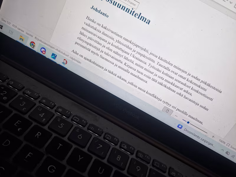 Cover image for Writing Poetry Shaped by War Experience A significant part o...