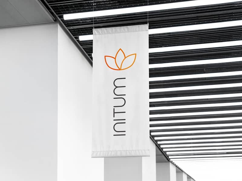 Cover image for Initum Branding 