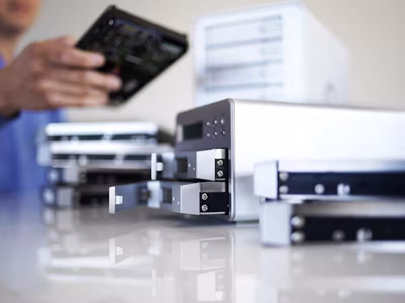 Cover image for External RAID Array