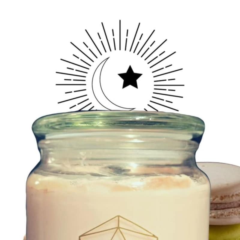 Cover image for Privi’s Potions on Instagram: “NEW HOLIDAY SCENT
🌙 Potion of S…