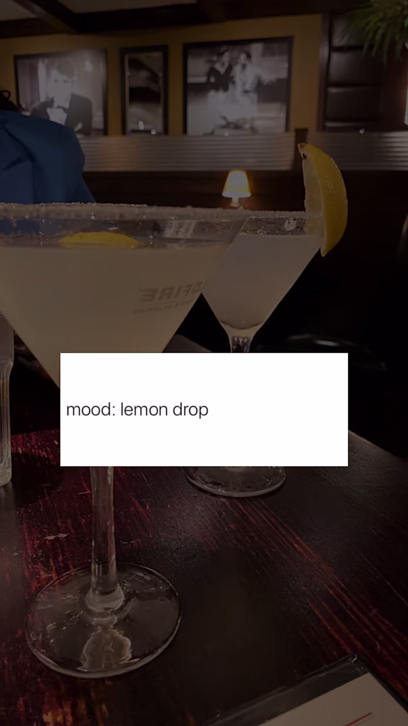 Cover image for Mood: bychelly.com