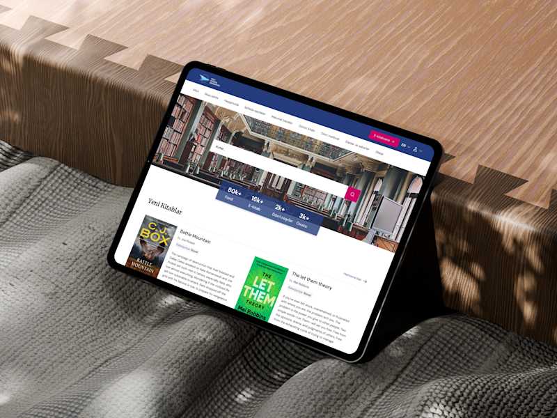 Cover image for A University Library Website
