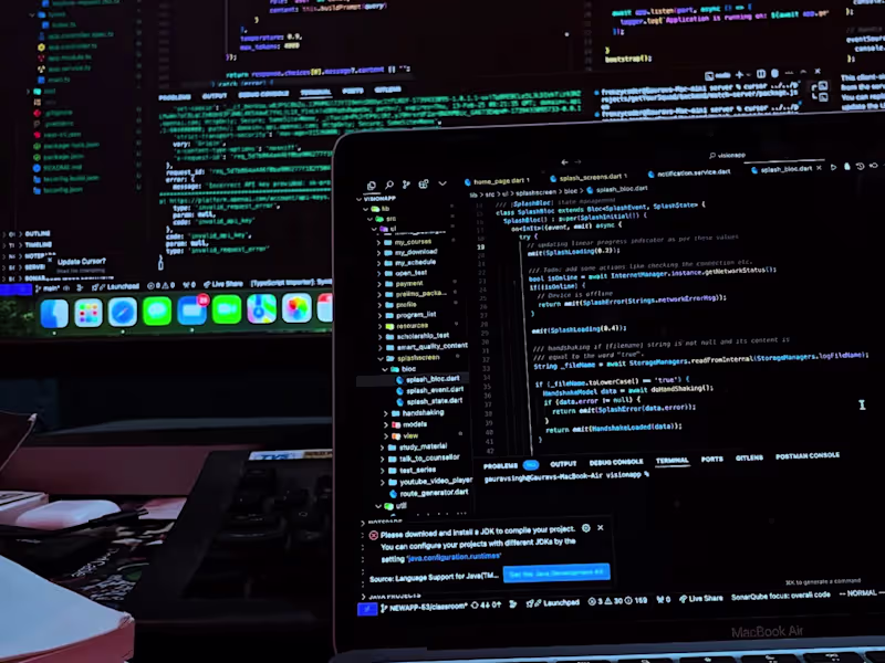 Cover image for  A software developer building beautiful user experiences. 