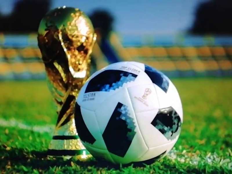 Cover image for Football