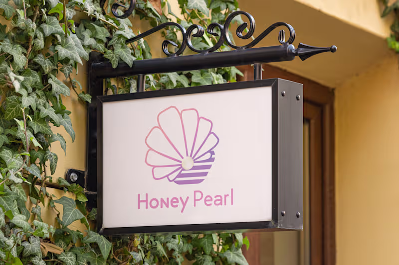 Cover image for Honey Pearl | Logo Design