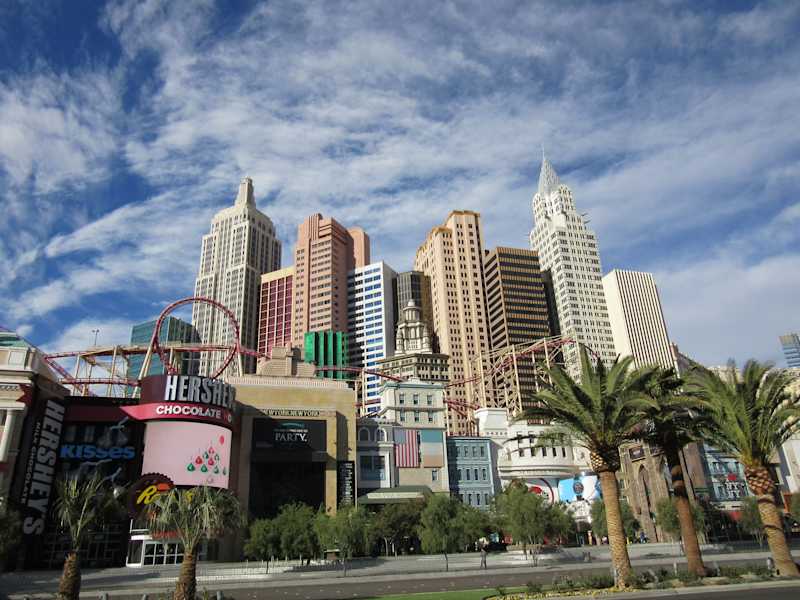 Cover image for Travel: Las Vegas
