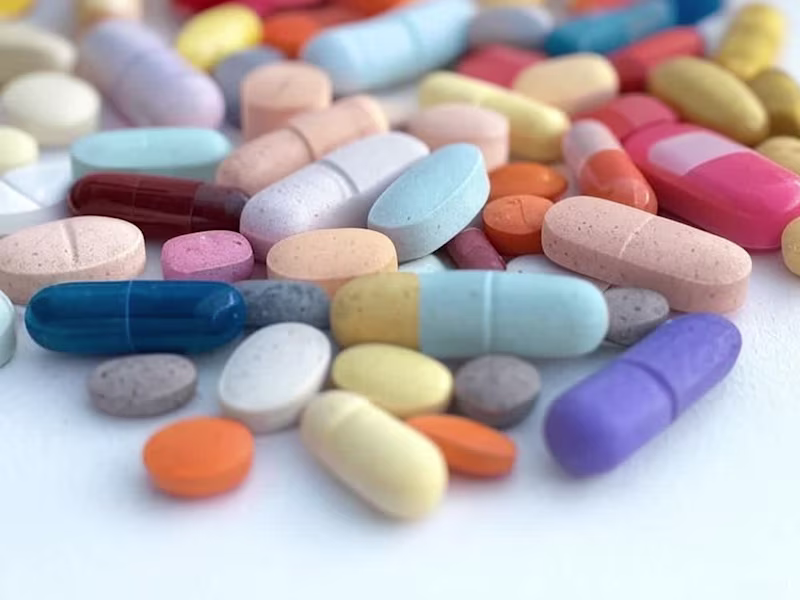 Cover image for What Happens in the Body When We Take Painkillers