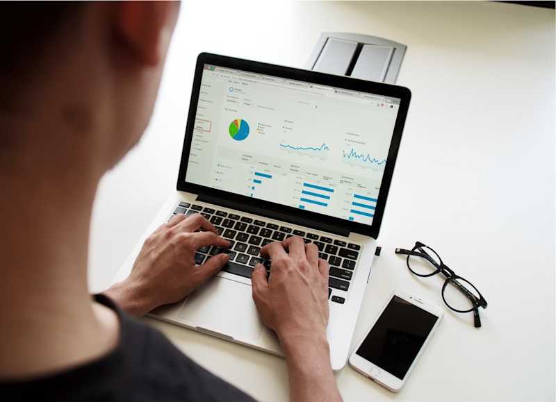 Cover image for Choosing the Right Financial Analytics Platform: Key Features t…