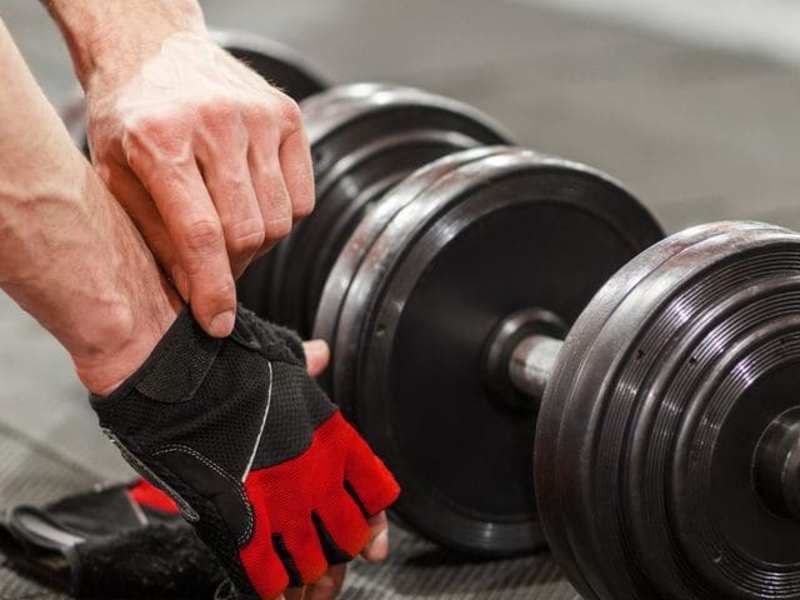 Cover image for Body building Gloves