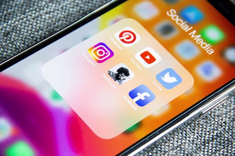 Cover image for Crafting a Business Social Media Strategy Guide