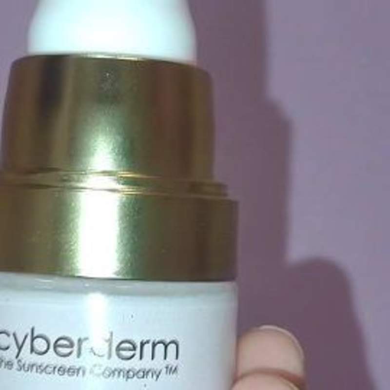 Cover image for Beth | Makeup Enthusiast on Instagram: ”#thesunscreencompanygif…