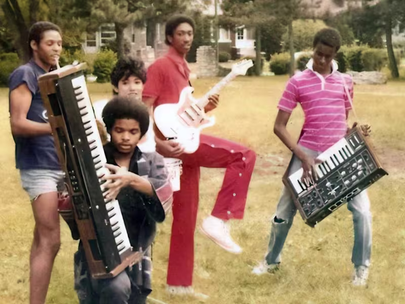 Cover image for Summer Outdoor Film Series Film Trivia Reel - MOVE YA BODY