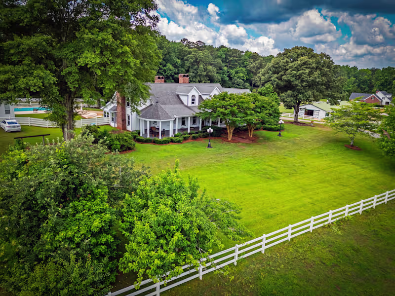 Cover image for Captivating Real Estate Photography That Sells