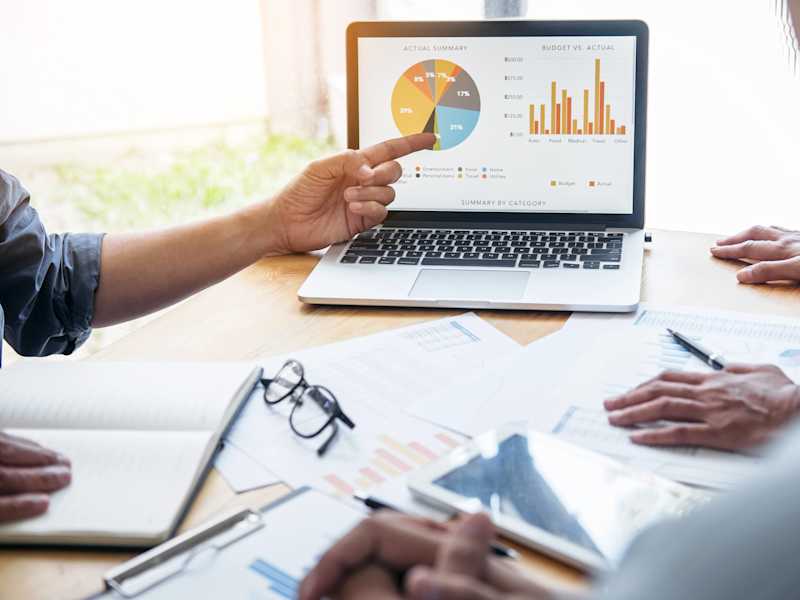 Cover image for Financial Strategy & Forecasting: Smart Strategy, Clear Results