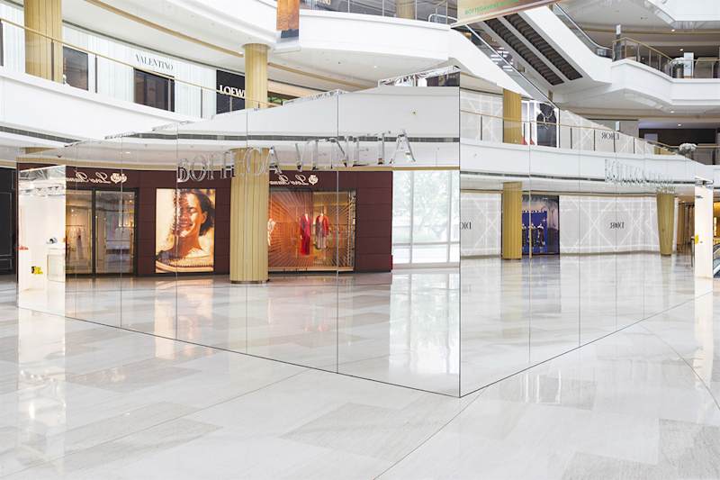 Cover image for BOTTEGA VENETA_THE INVISIBLE STORE