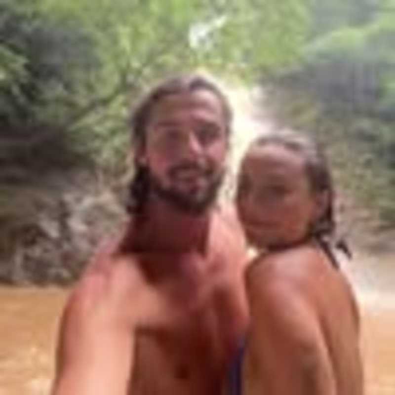 Cover image for Sam & Rafa 🇪🇸🇺🇸 (@buzzingnomads) • Instagram photos and vid…