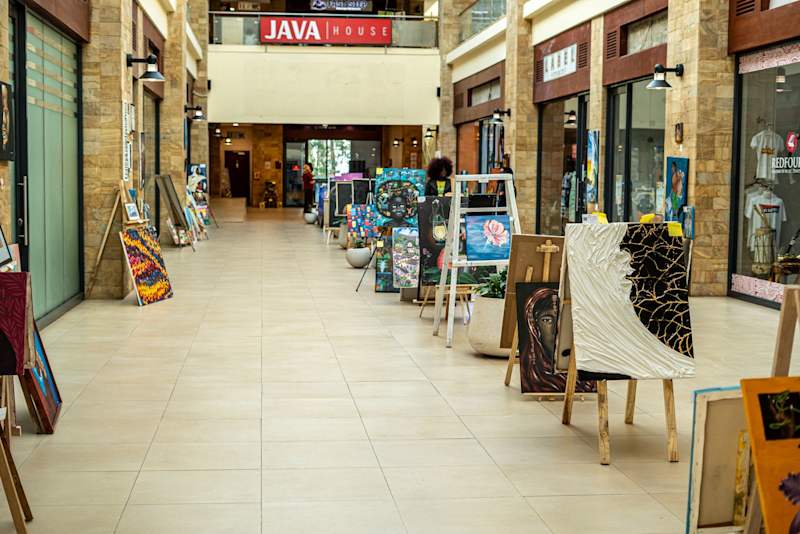 Cover image for Art Wonder and Wander at Rosslyn Riviera Mall