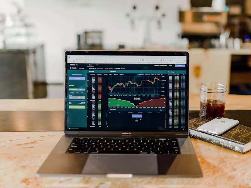 Cover image for Fintech Customer