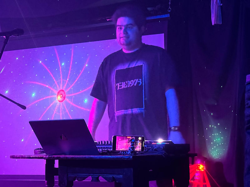 Cover image for Collaborative Music Production
