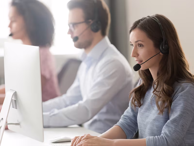 Cover image for Customer Support (Voice & Non-Voice)