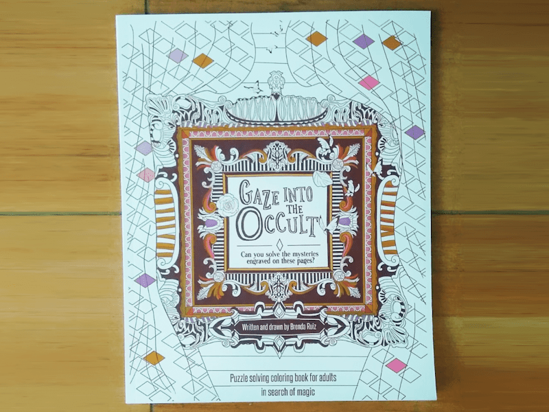 Cover image for Gaze into the occult: Colouring book for adults and teenagers