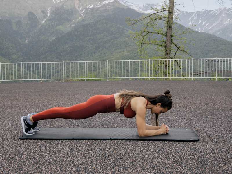Cover image for Remarkable Health Benefits of the Plank Exercise 