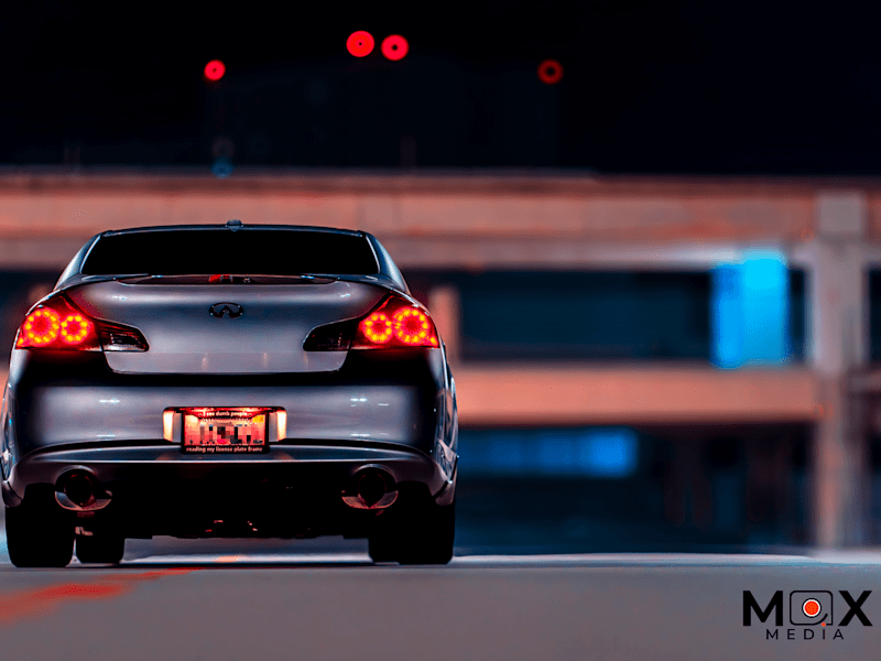 Cover image for Max Media