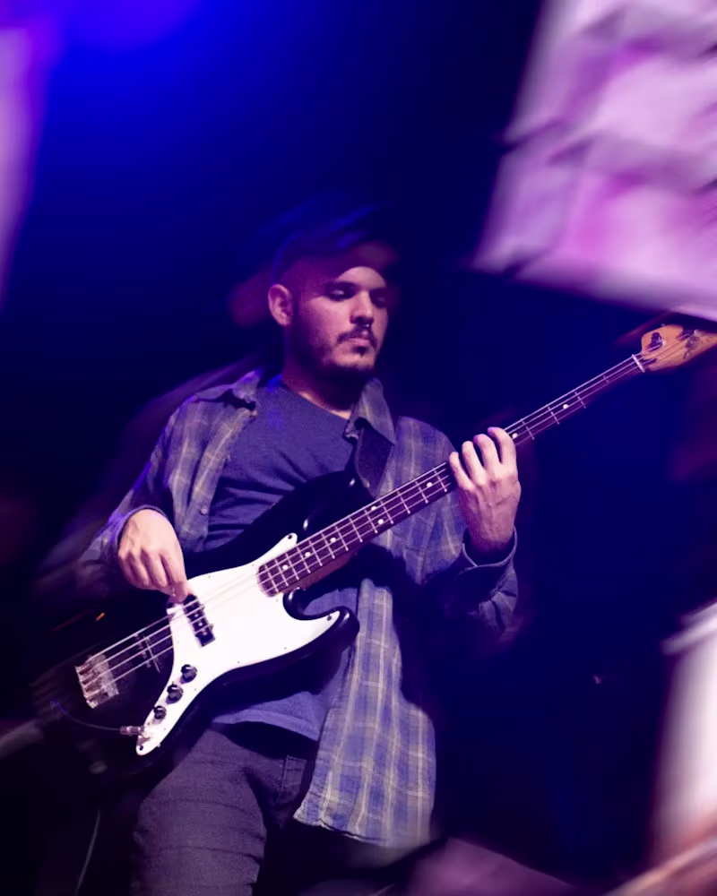 Cover image for GROOVY BASS LINES FOR YOUR TRACKS