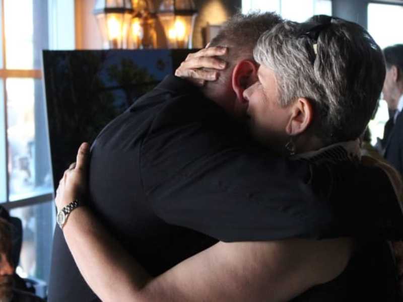 Cover image for Hundreds gather to celebrate the life of Pastor Jeremy Mahood