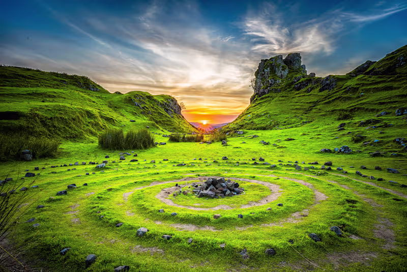 Cover image for State Parks: Exploring Nature's Wonders