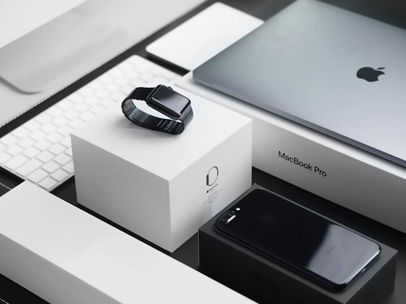 Cover image for Start shopping tech