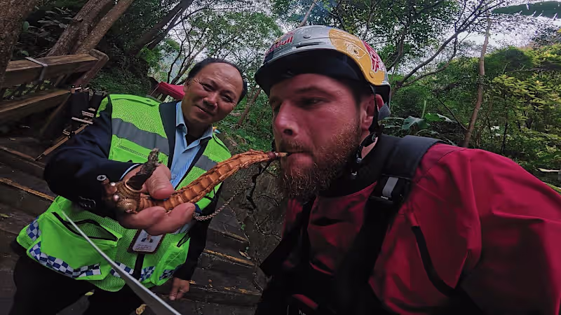 Cover image for Chinas Kayaking Scene - Documentary Editing by Max Kinzel