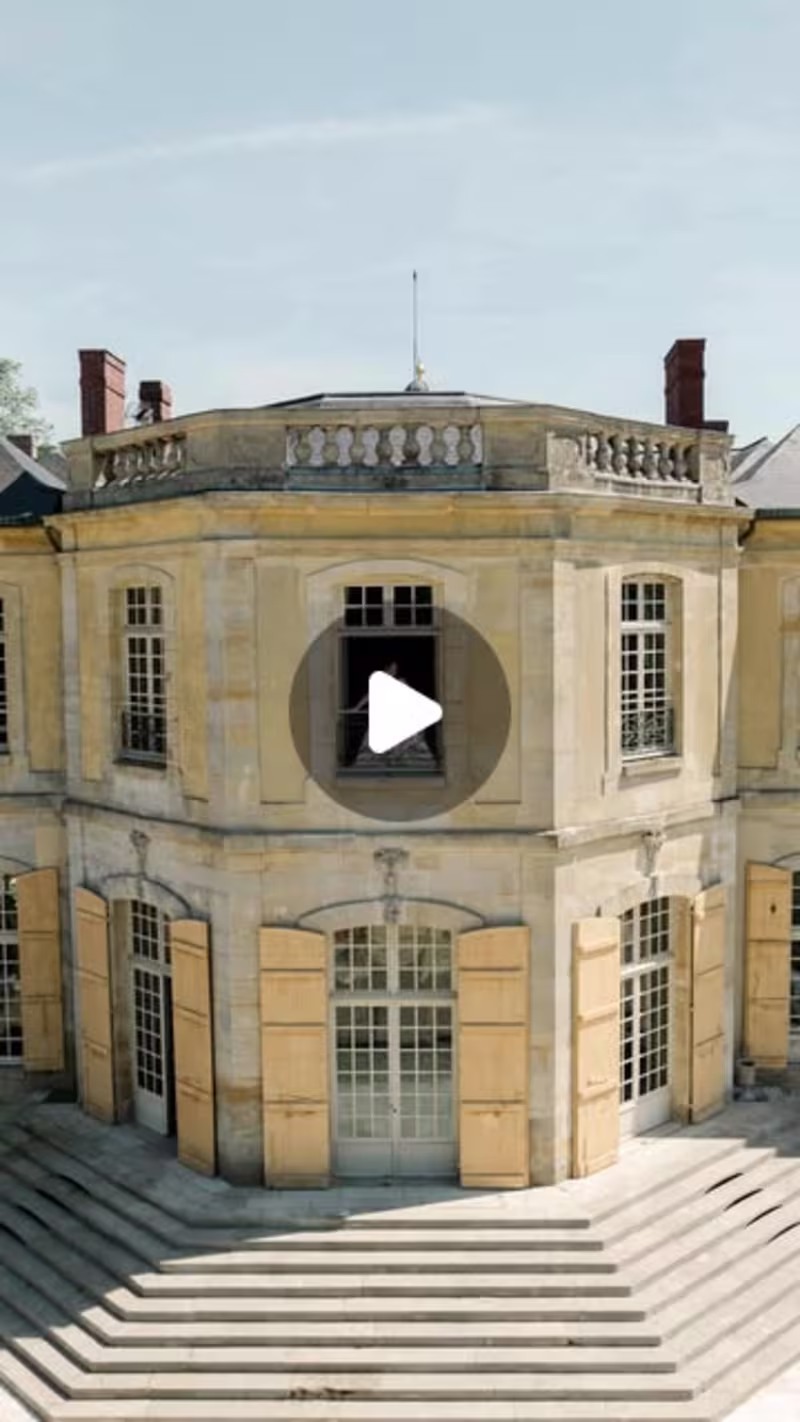 Cover image for Claire Balest on Instagram