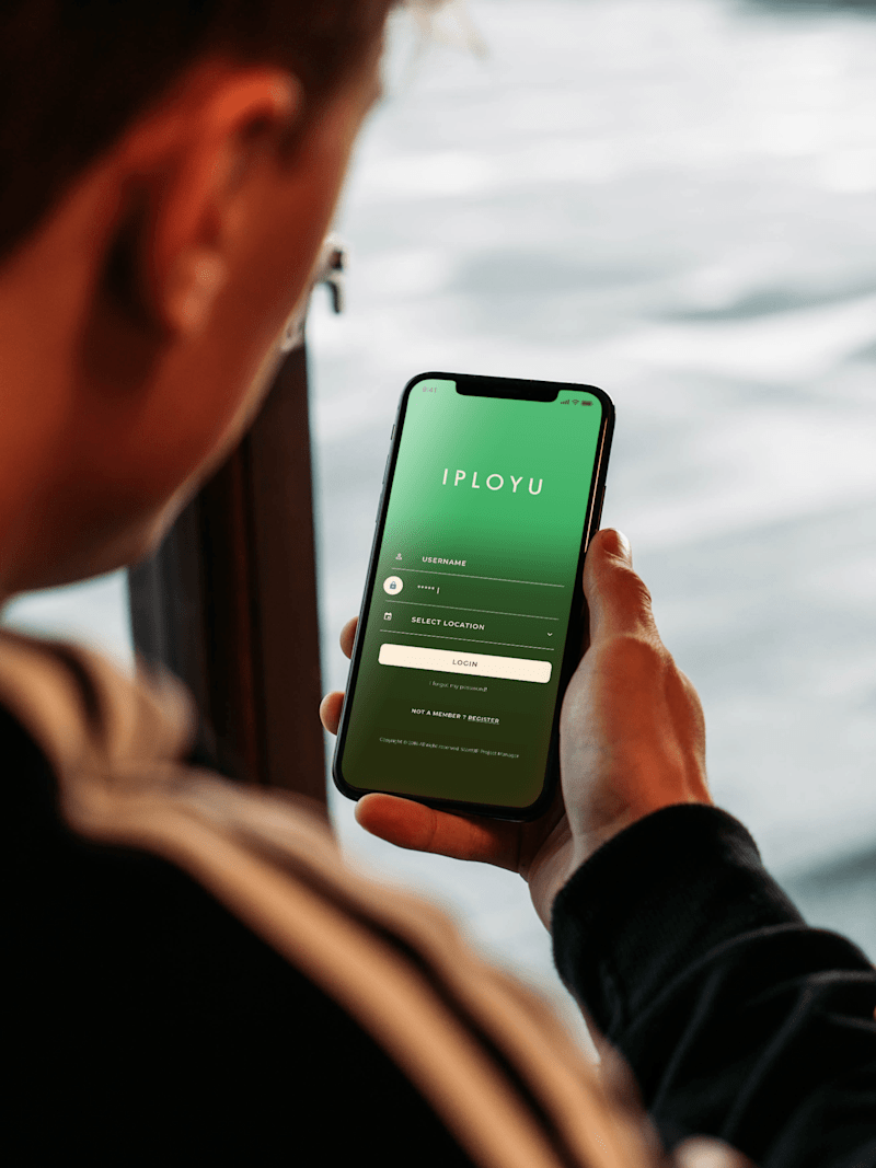 Cover image for IPLOYU - A job platform that aimed to revolutionize the market