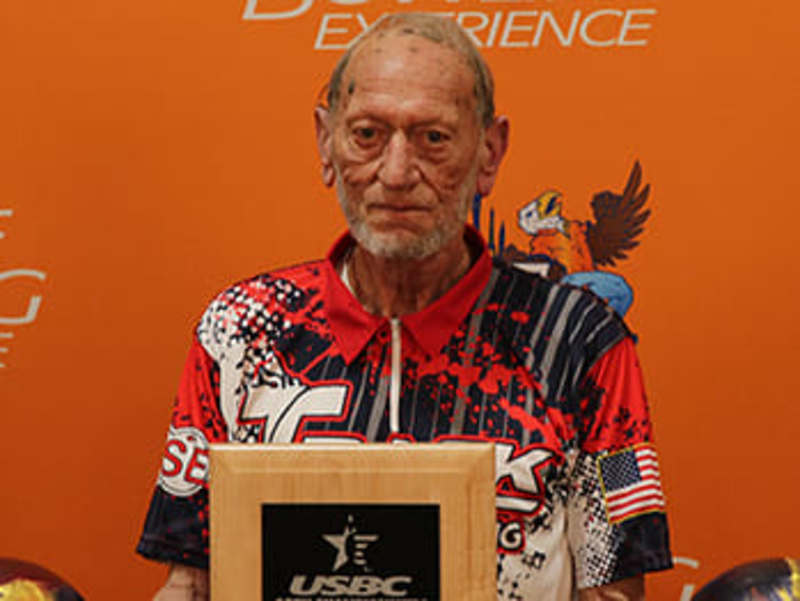 Cover image for Pennsylvania bowler keeps promise, reaches 50 years at USBC 