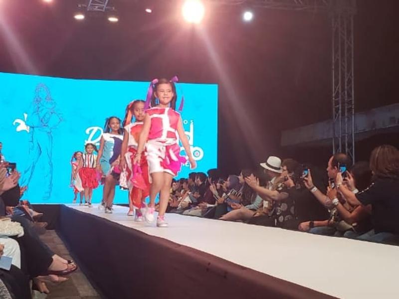 Cover image for Kids Apparel
