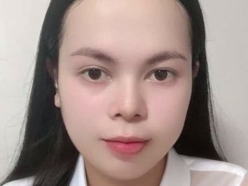 Cover image for Experience Customer Service Representative