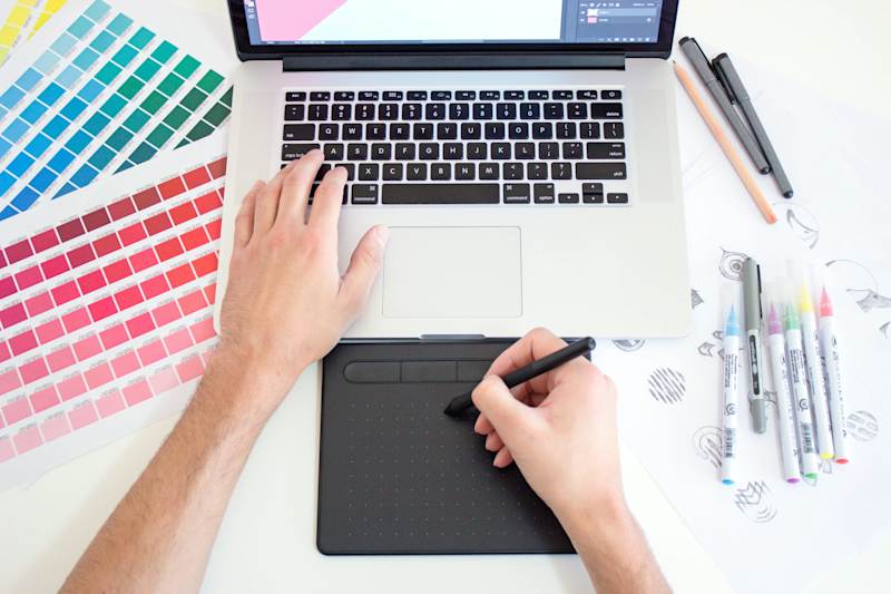 Cover image for Graphic Designer