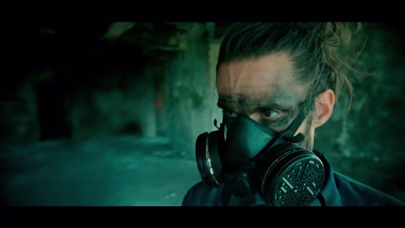 Cover image for Moses Christopher - Eyes Closed [Official Video] - YouTube