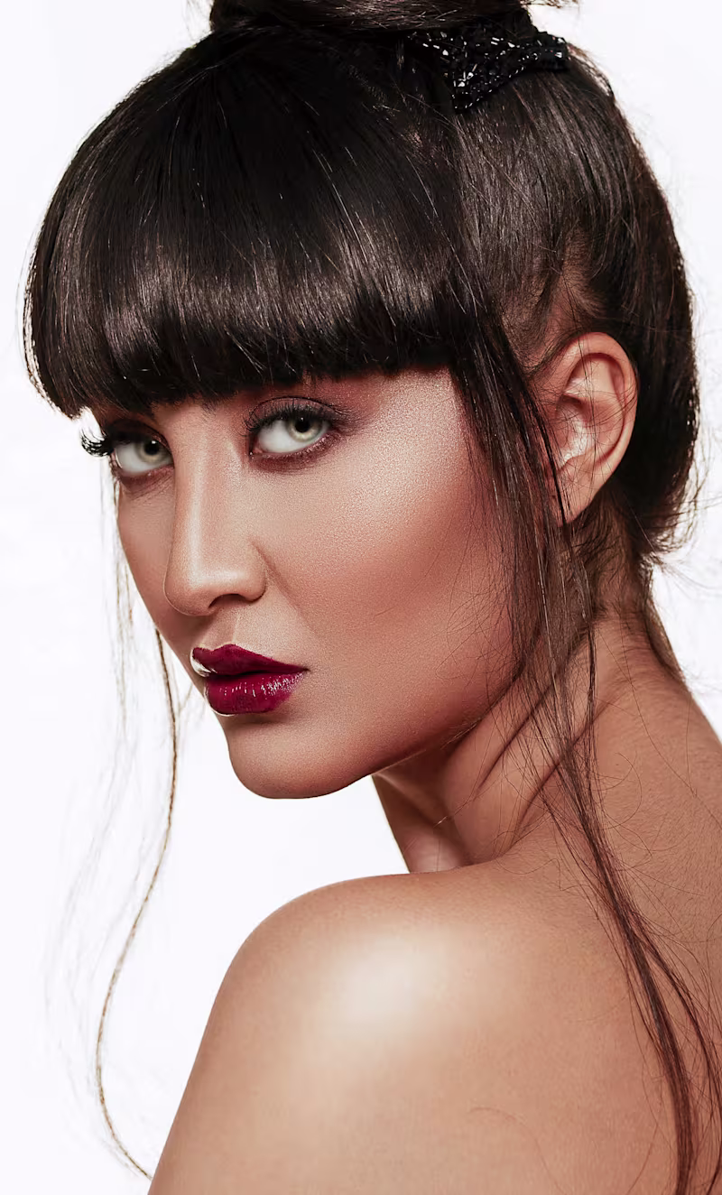 Cover image for high-end photo retouching
