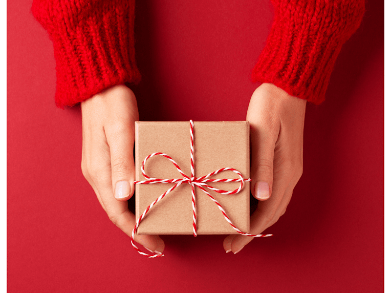 Cover image for The Art of Expert Gift Giving: Making Every Present Count