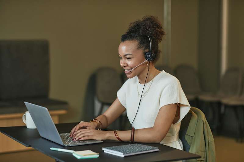 Cover image for Virtual assistant