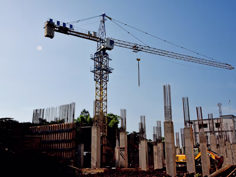 Cover image for Complete systems implementation from selection to staff training