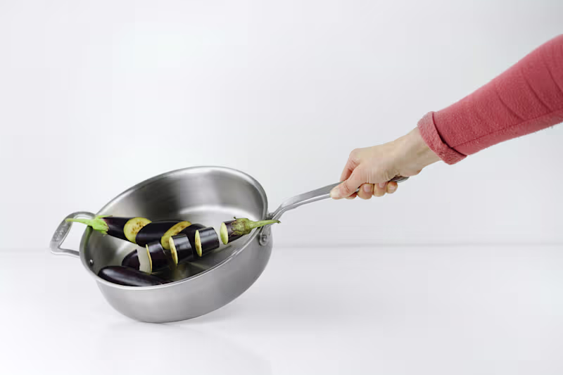 Cover image for From Non-Stick Nightmare to Health Haven 