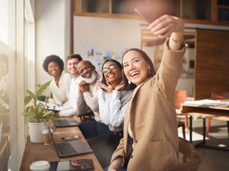 Cover image for Social Media Marketing