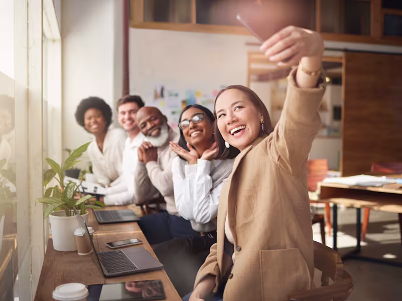 Cover image for Social Media Marketing