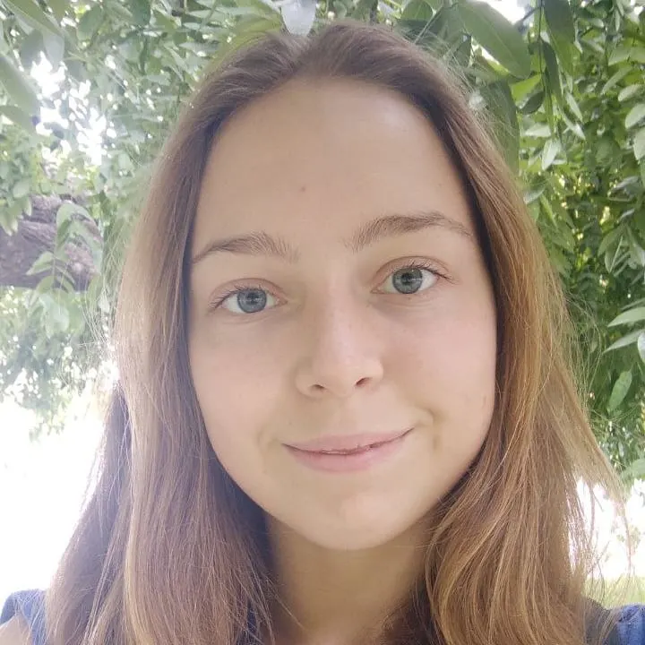 Veronika Roshka's avatar