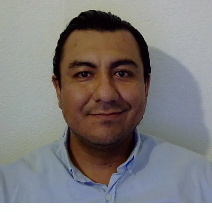 Luis Orozco's avatar